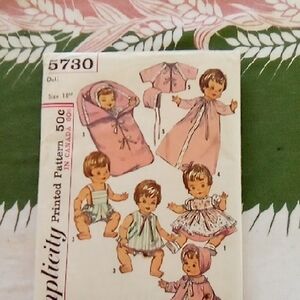 Simplicity Doll Clothing Pattern 5730 18"
